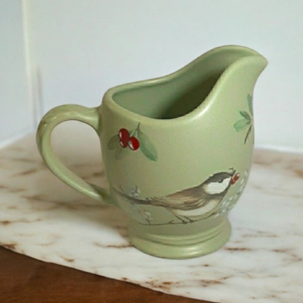 Vintage 1999 Pfaltzgraff Winterwood Gravy Boat